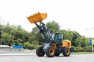 Фронтальный погрузчик XCMG XC936