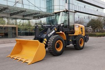 Фронтальный погрузчик XCMG XC938