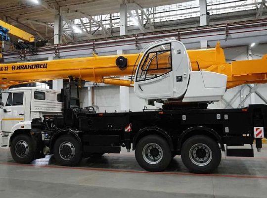 Автокран Ивановец КС-55717К-1